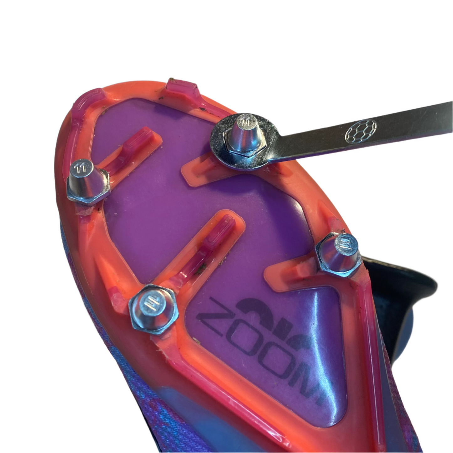 Metal ‘Nike/Universal Style’ Replacement Studs